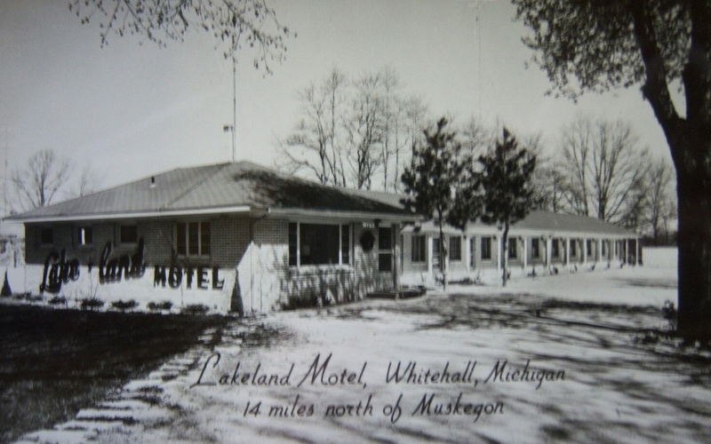 Lakeland Inn (Lakeland Motel) - Vintage Postcard